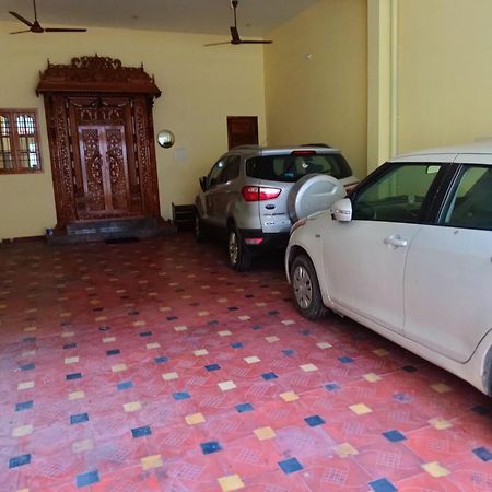Vj Villa Home Stay Orange Double Cot Room Pondicherry Exterior photo