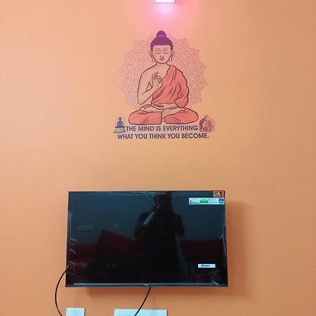 Vj Villa Home Stay Orange Double Cot Room Pondicherry Exterior photo