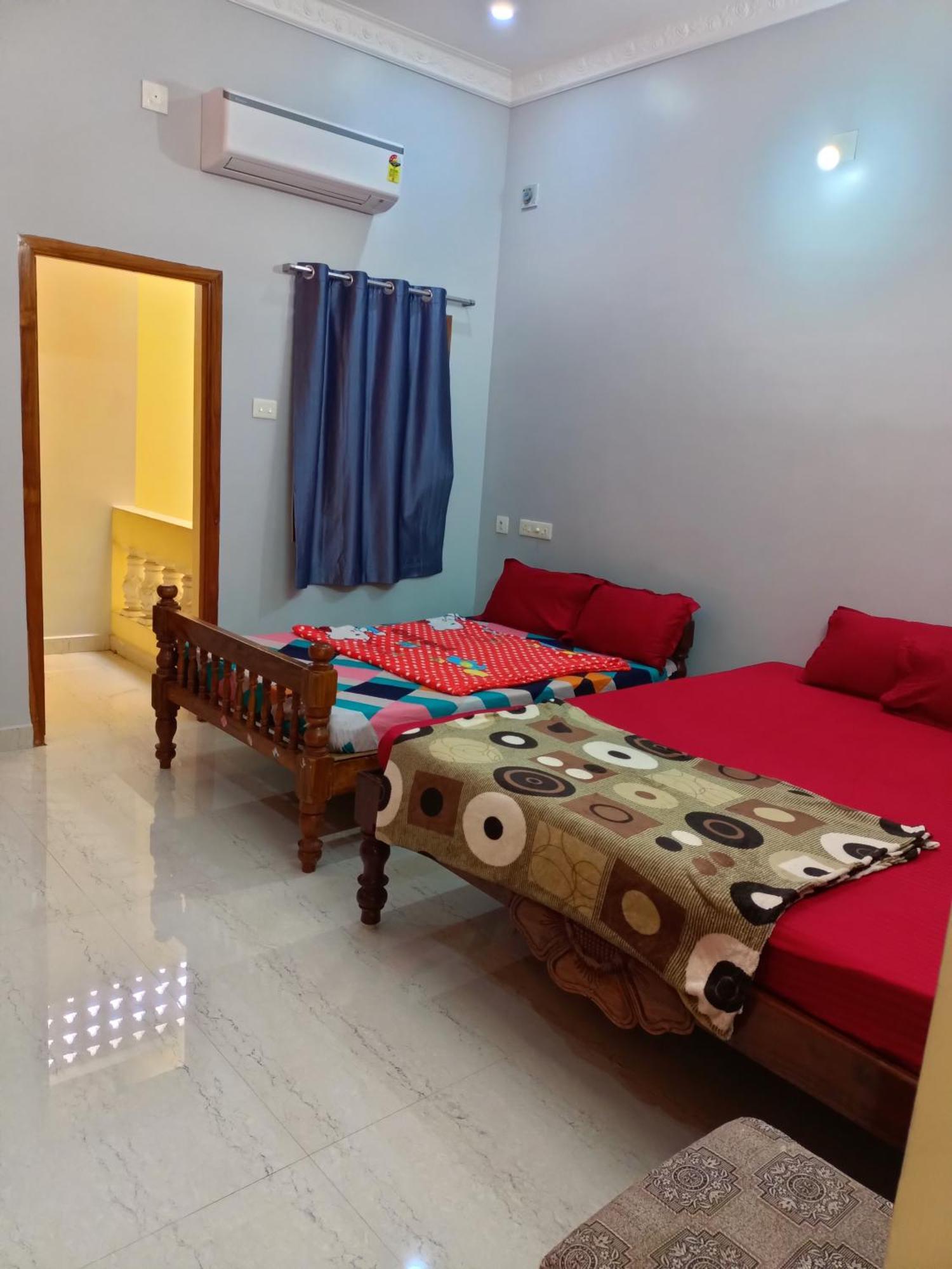 Vj Villa Home Stay Orange Double Cot Room Pondicherry Exterior photo